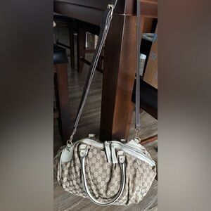 Gucci Sukey Cream and Brown Shoulder Bag
